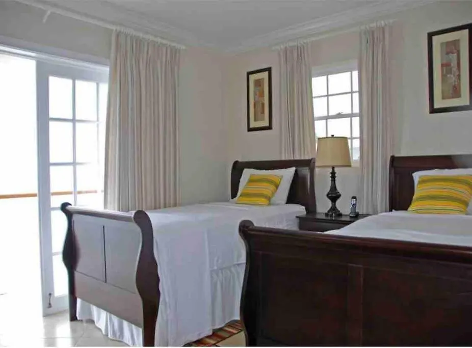 Bianca Bay 3 Bedroom West Coast Beach Front Villa Saint James